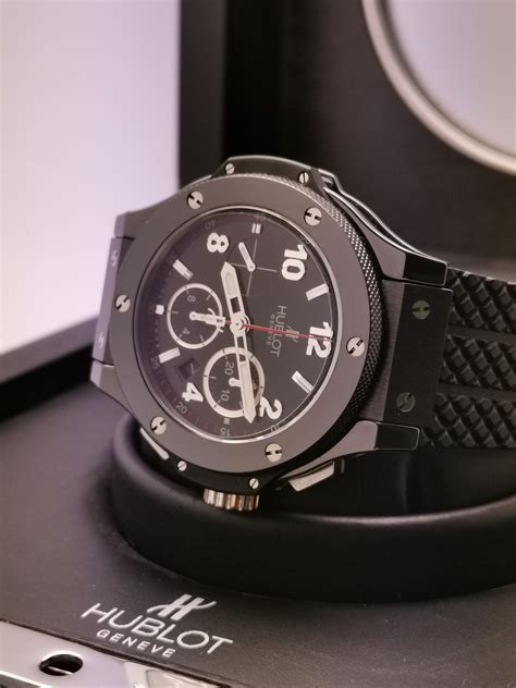 The Hublot Big Bang Black Magic Ceramic 44mm: A Timepiece for the Modern Gentleman
